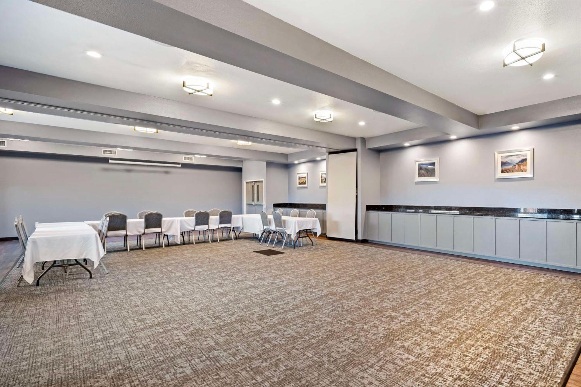 Best Western Crater Lake Highway White City/Medford Exterior foto